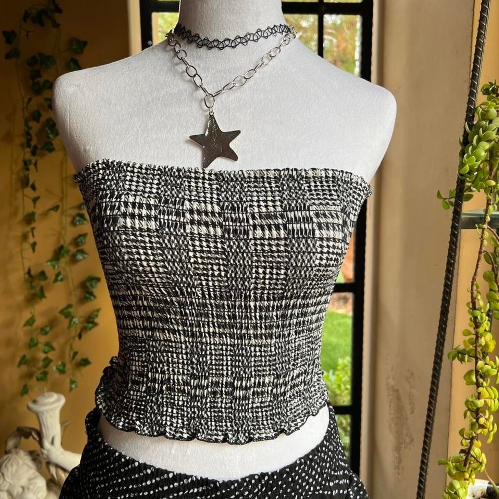 plaid strapless smocked #tubetop black and white